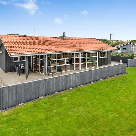 Malila - 400m To The Fjord By Interhome *